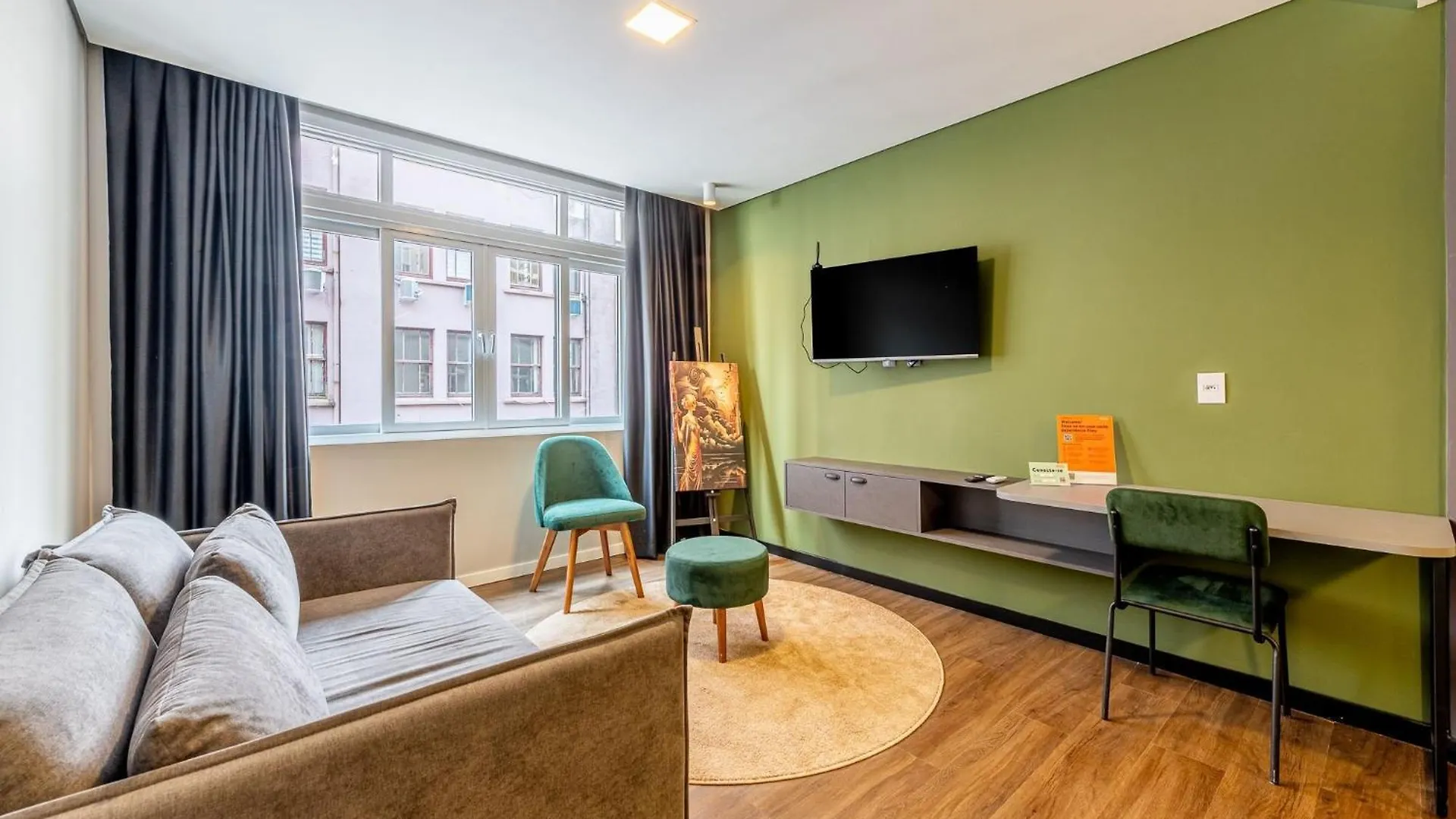 Xtay Cais Rooftop - Estudios Completos Com Wifi E Academia, No Centro Historico De 阿雷格里港 0*,