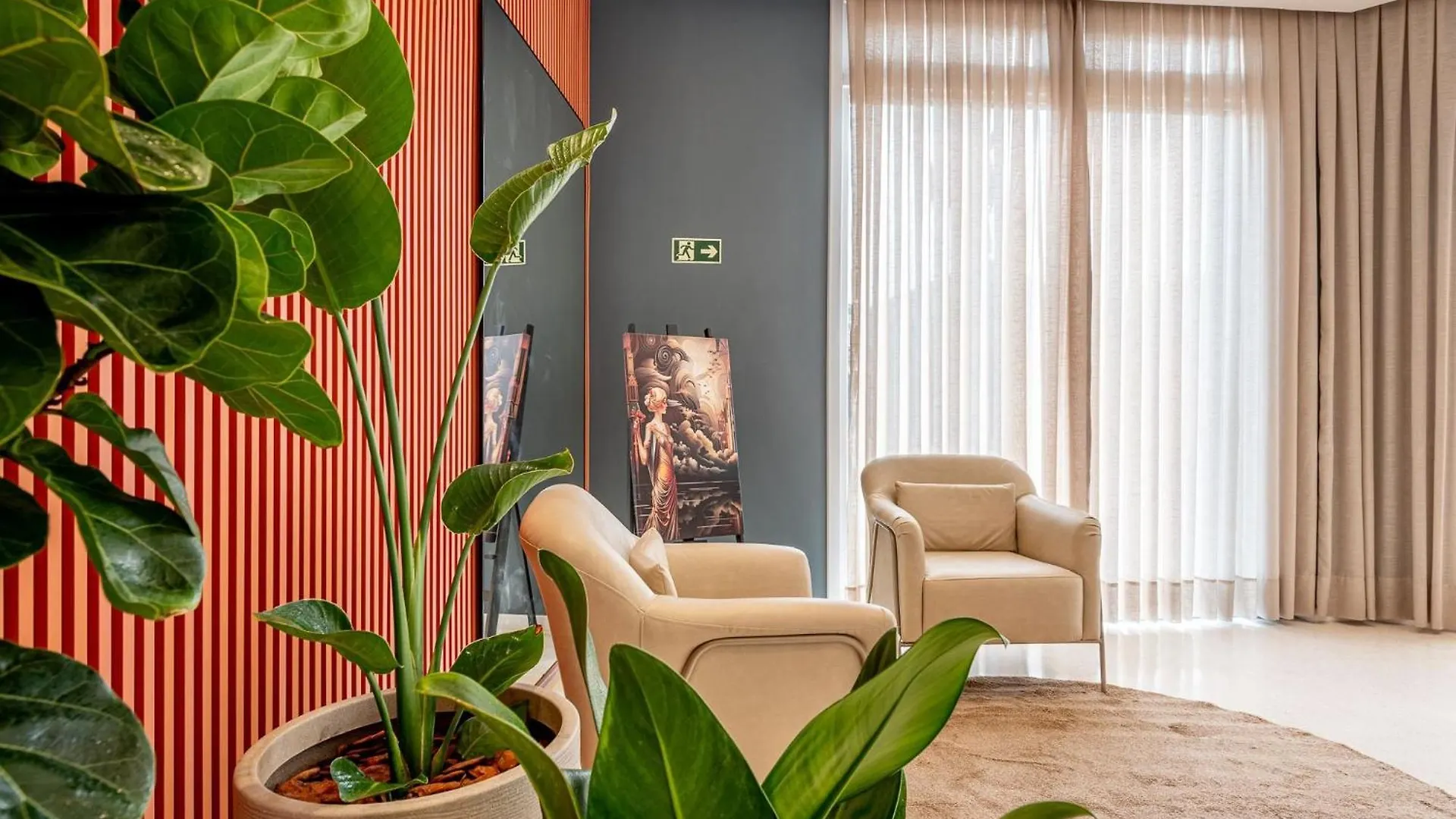 Xtay Cais Rooftop - Estudios Completos Com Wifi E Academia, No Centro Historico De 阿雷格里港