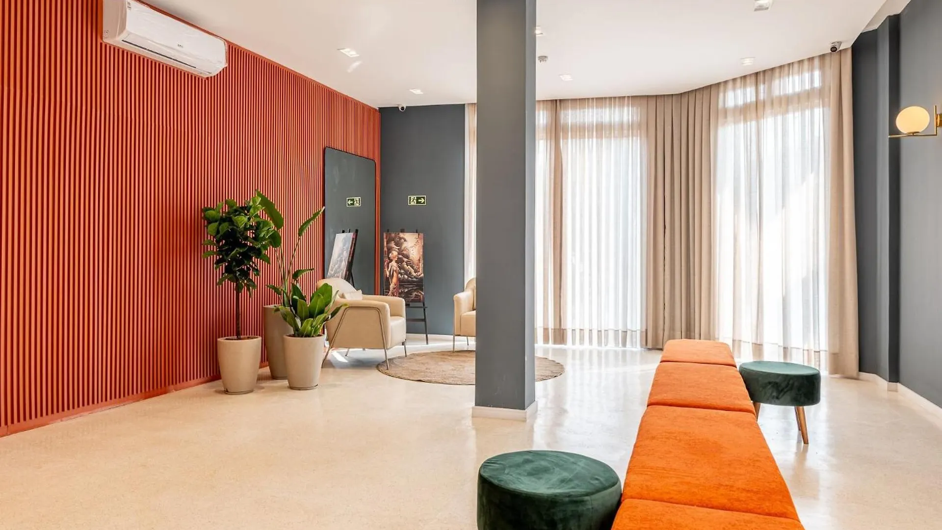 公寓 Xtay Cais Rooftop - Estudios Completos Com Wifi E Academia, No Centro Historico De 阿雷格里港