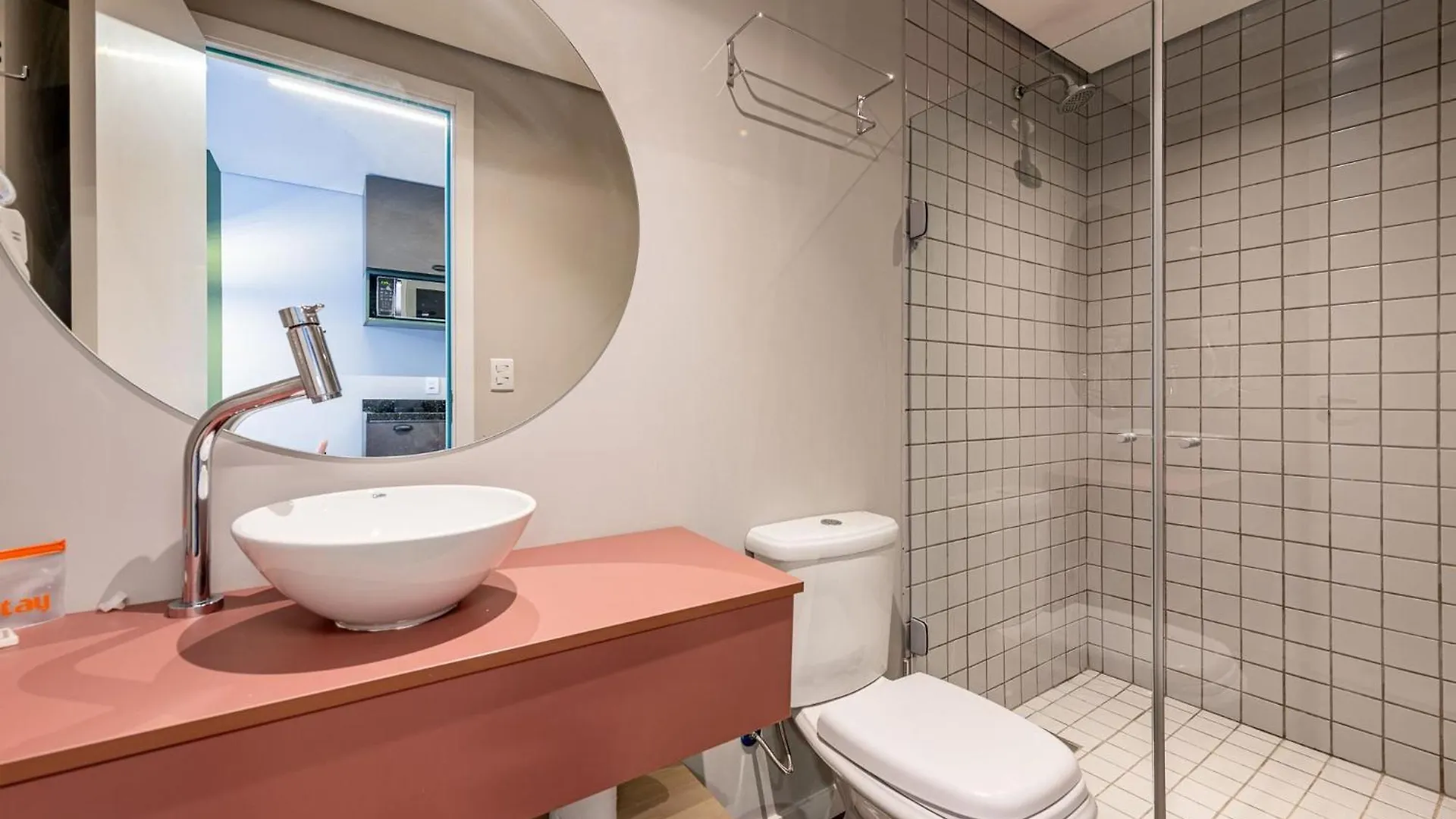 Xtay Cais Rooftop - Estudios Completos Com Wifi E Academia, No Centro Historico De Porto Alegre 0*,